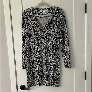 Diane Von Furstenberg Black and White Bodycon Dress